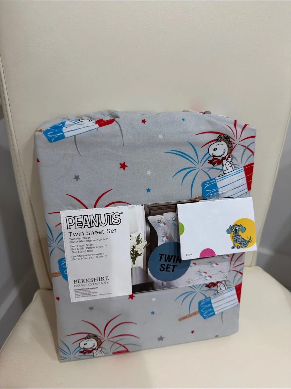 Peanuts nwt snoopy